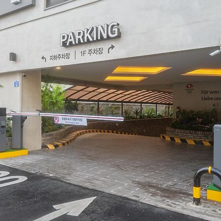 Hotel Schweizer Dorf Cheonan Exterior photo