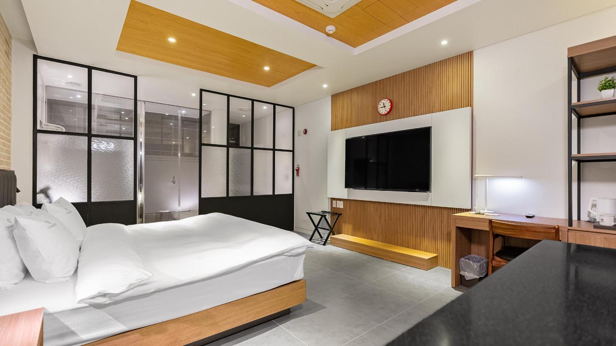 Hotel Schweizer Dorf Cheonan Exterior photo