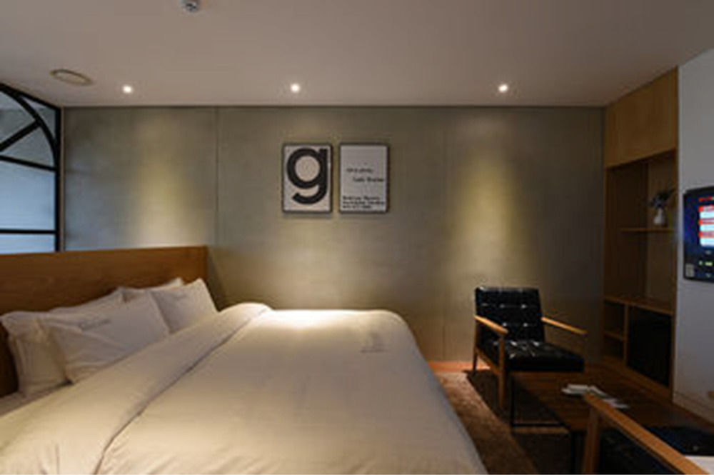Hotel Schweizer Dorf Cheonan Exterior photo